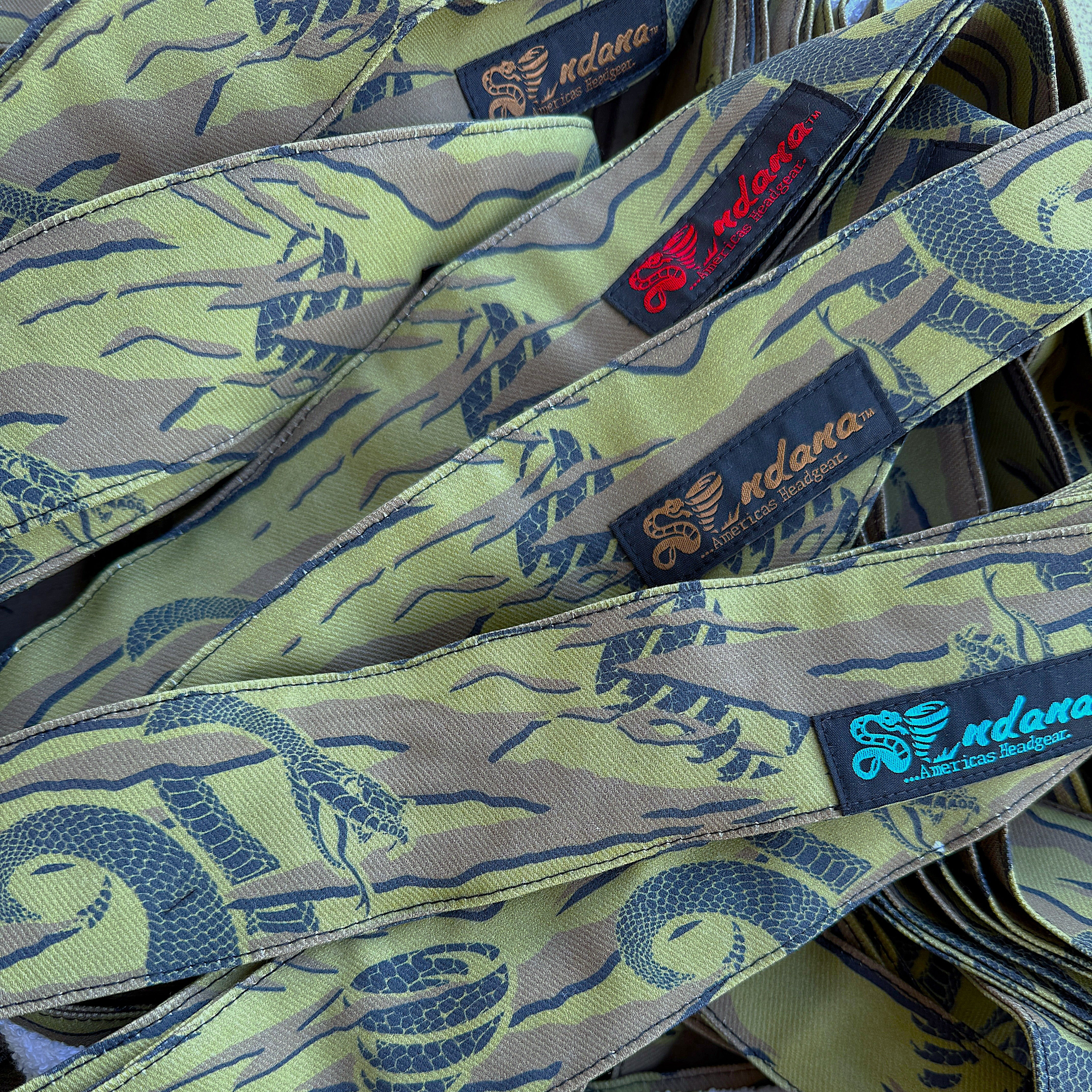テンダーロイン　バンダナ TWSTR x Sandana - Tornado Snakestripe [OLIVE] – Committed Paintball
